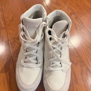 Sorel Women's Light Gray/Off-White Lace-Up Ankle Boots EUC